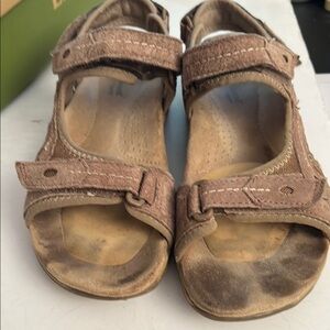 Earth Origins Beverly Sedona Brown Strap Sandals 8.5 M